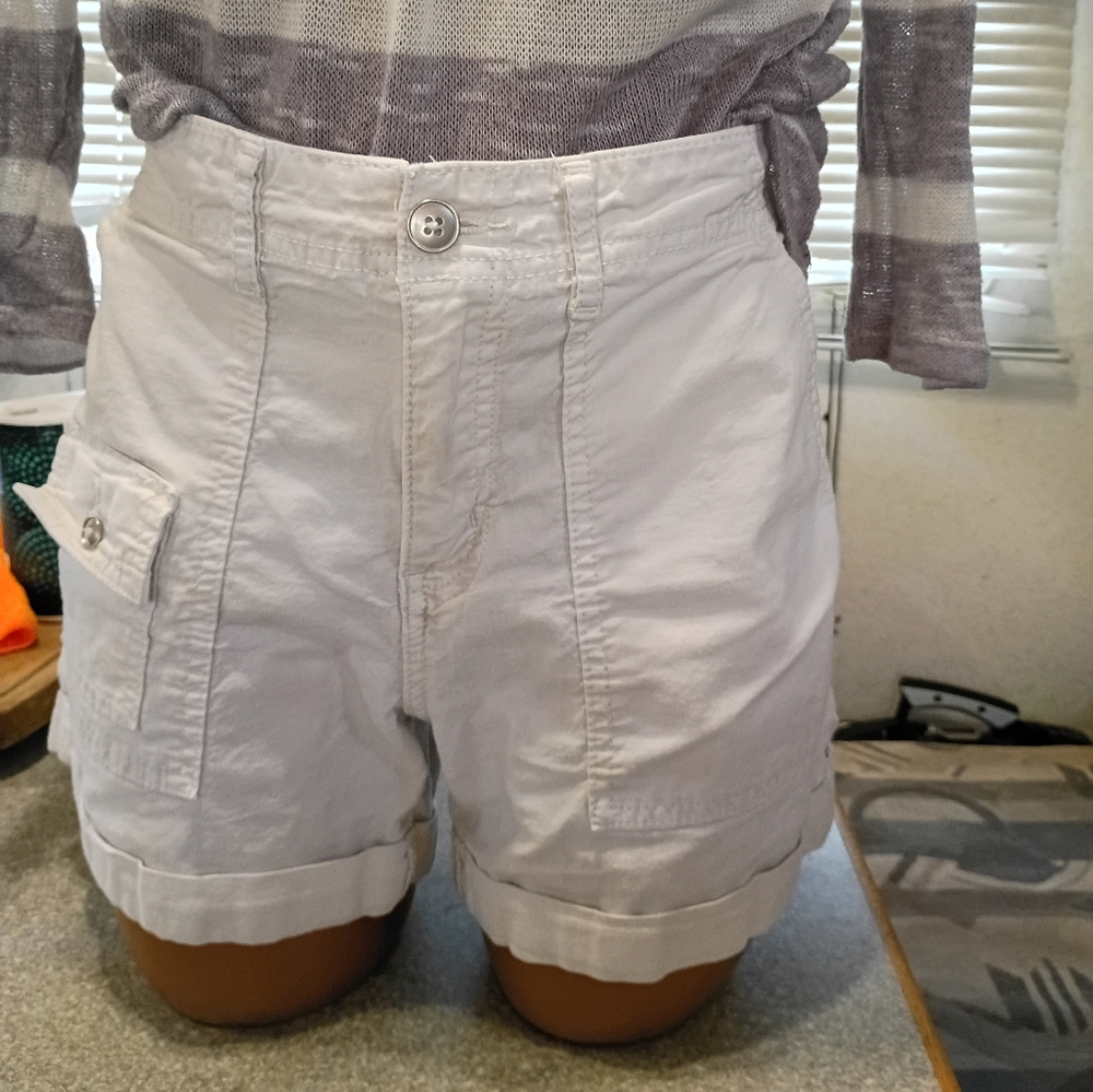 Time Tru Woman's White Casual Shorts